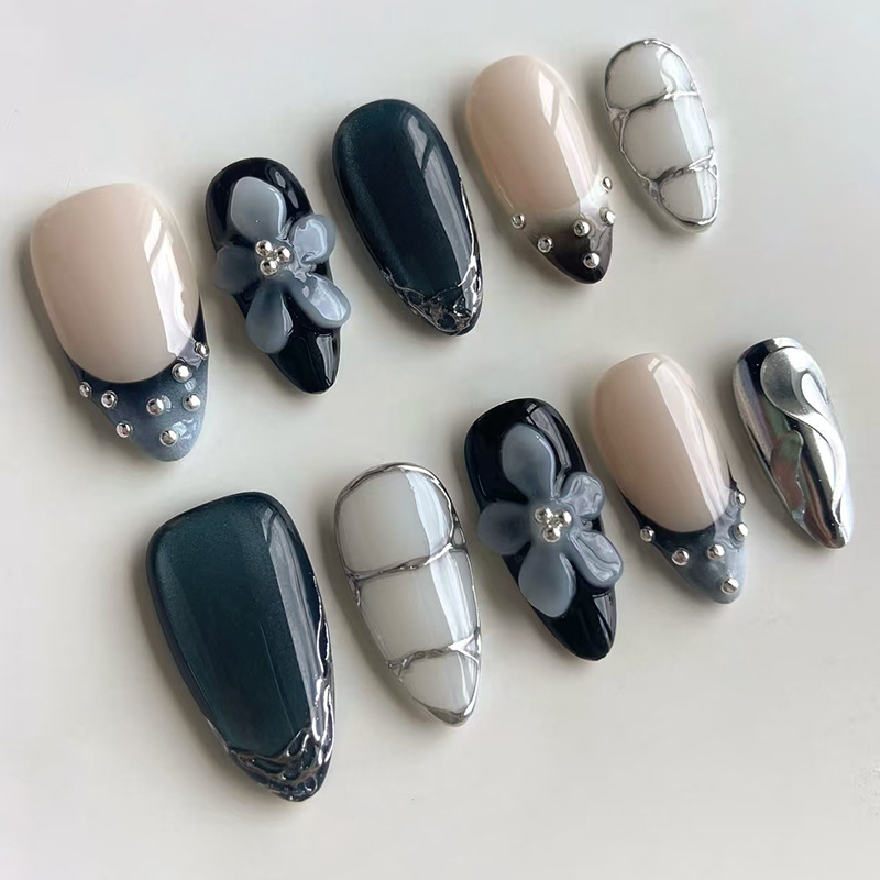 Conjunto de 24 Unidades de Unh - Nail Art Full Design avaliação e preço