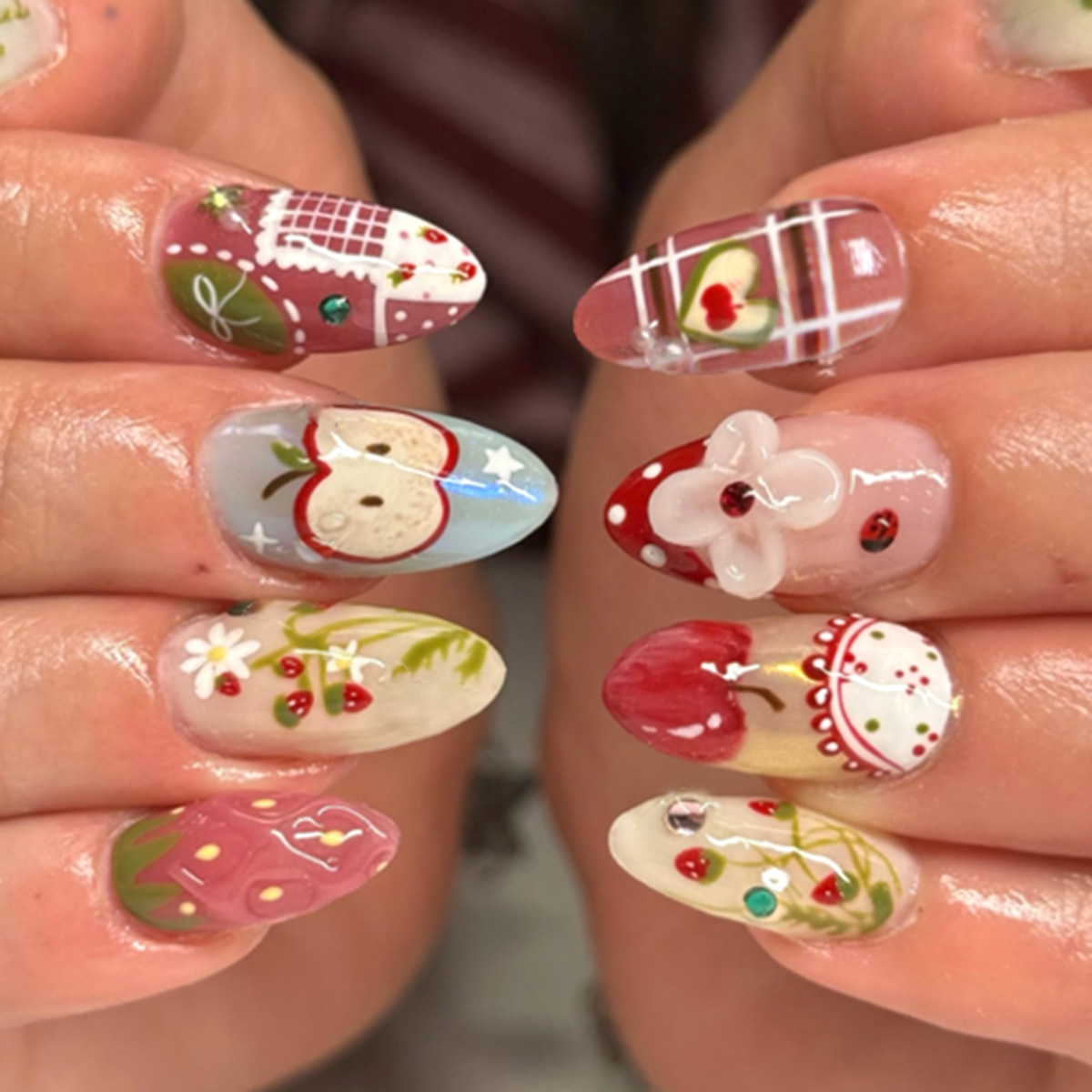 Conjunto de 24 Unidades de Unh - Nail Art Full Design avaliação e preço